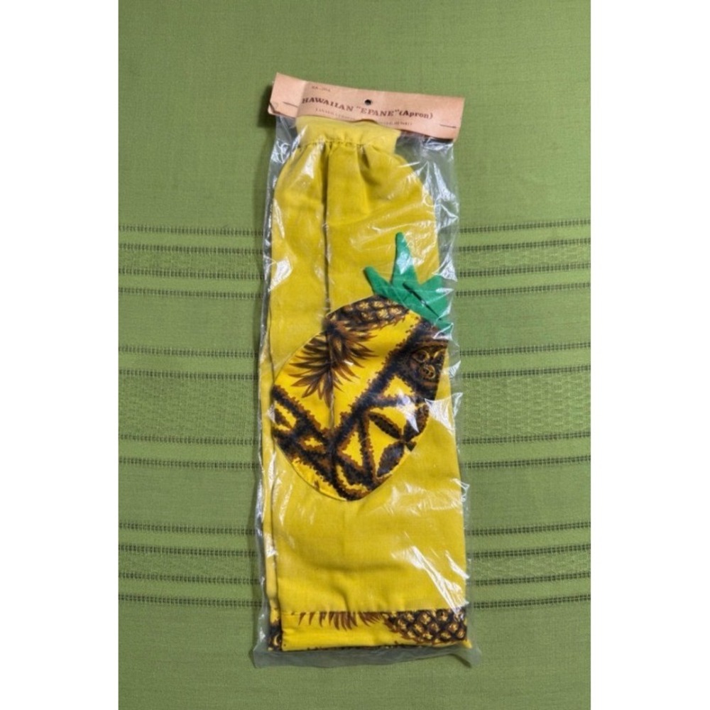 Vintage Lanakila Crafts Hawaiian Epane Apron Yellow Pineapple Pocket NIP Hawaii